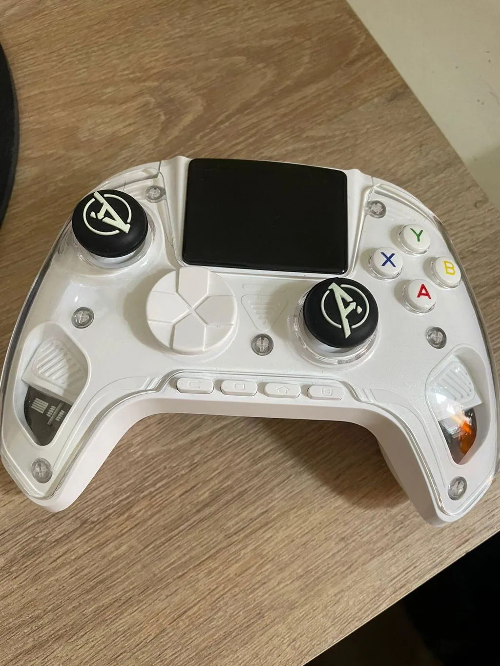 Anbernic RG G01 gamepad wireless cu ecran IPS